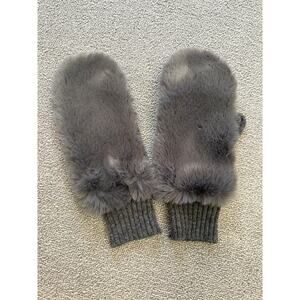 Carolina Amato Women's One‎ Size Gray Faux Fur Wool Cashmere Blend Mittens
